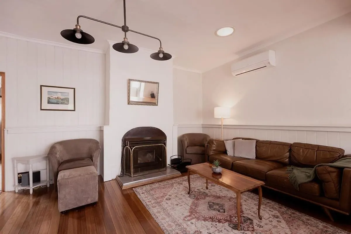 펜션 Workers Cottage On Wellington 호바트 오스트레일리아